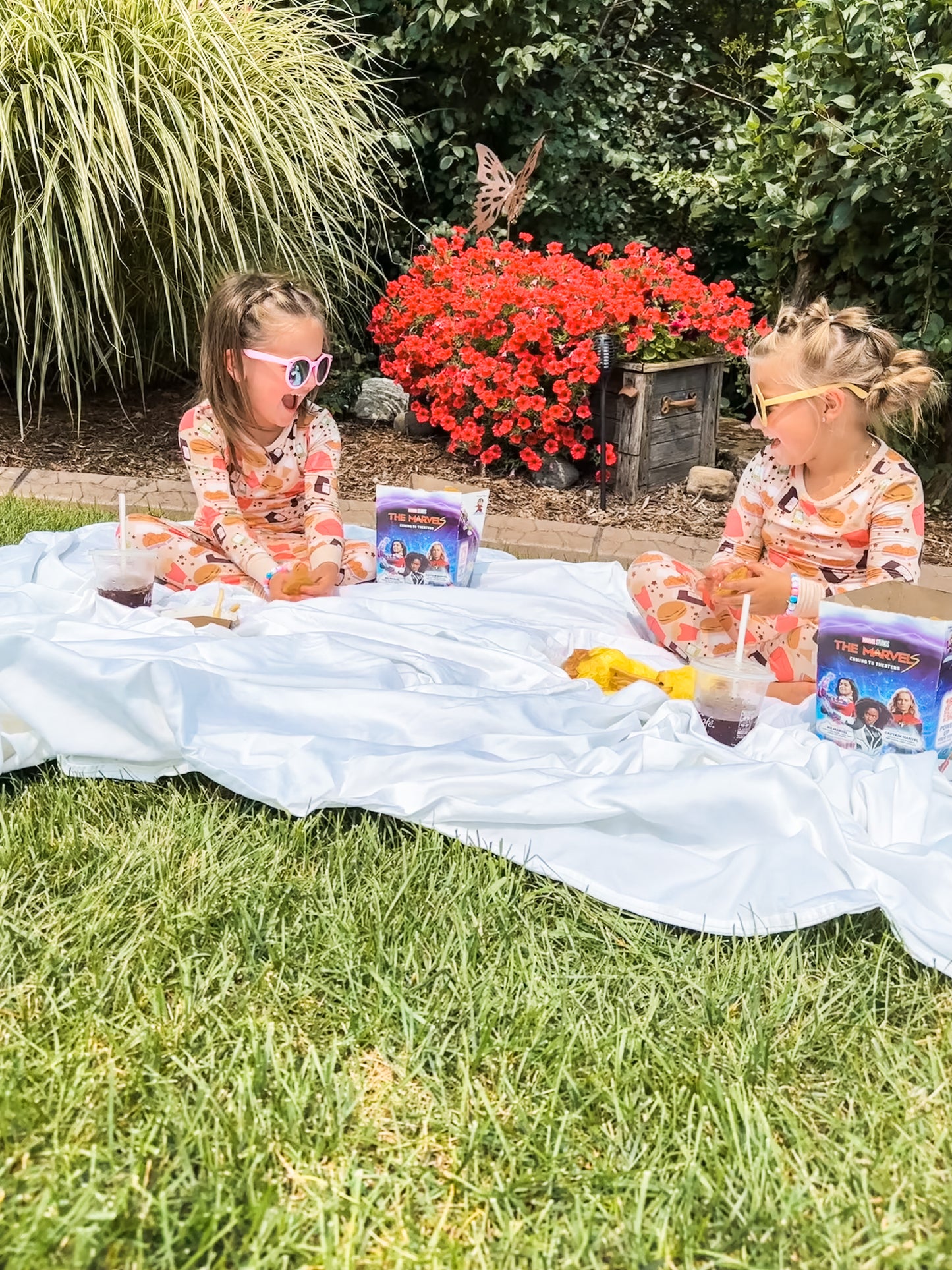 Dine-N-Dash 2 Piece Set