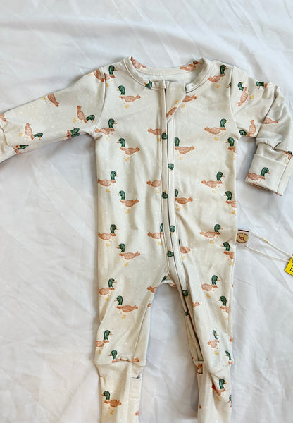 Ducky Days zippy